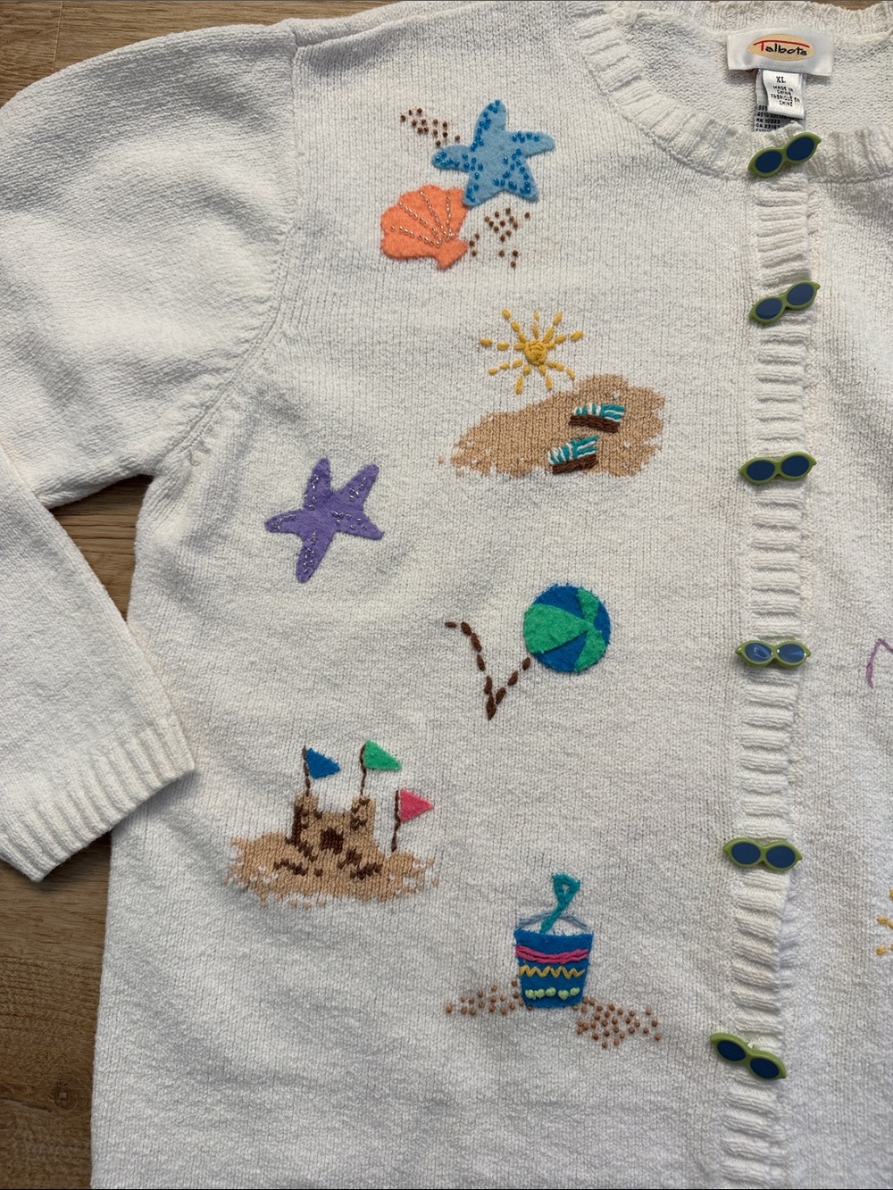 Vintage Talbots White Embroidered Beach-Themed Cardigan - Picture 5 of 7